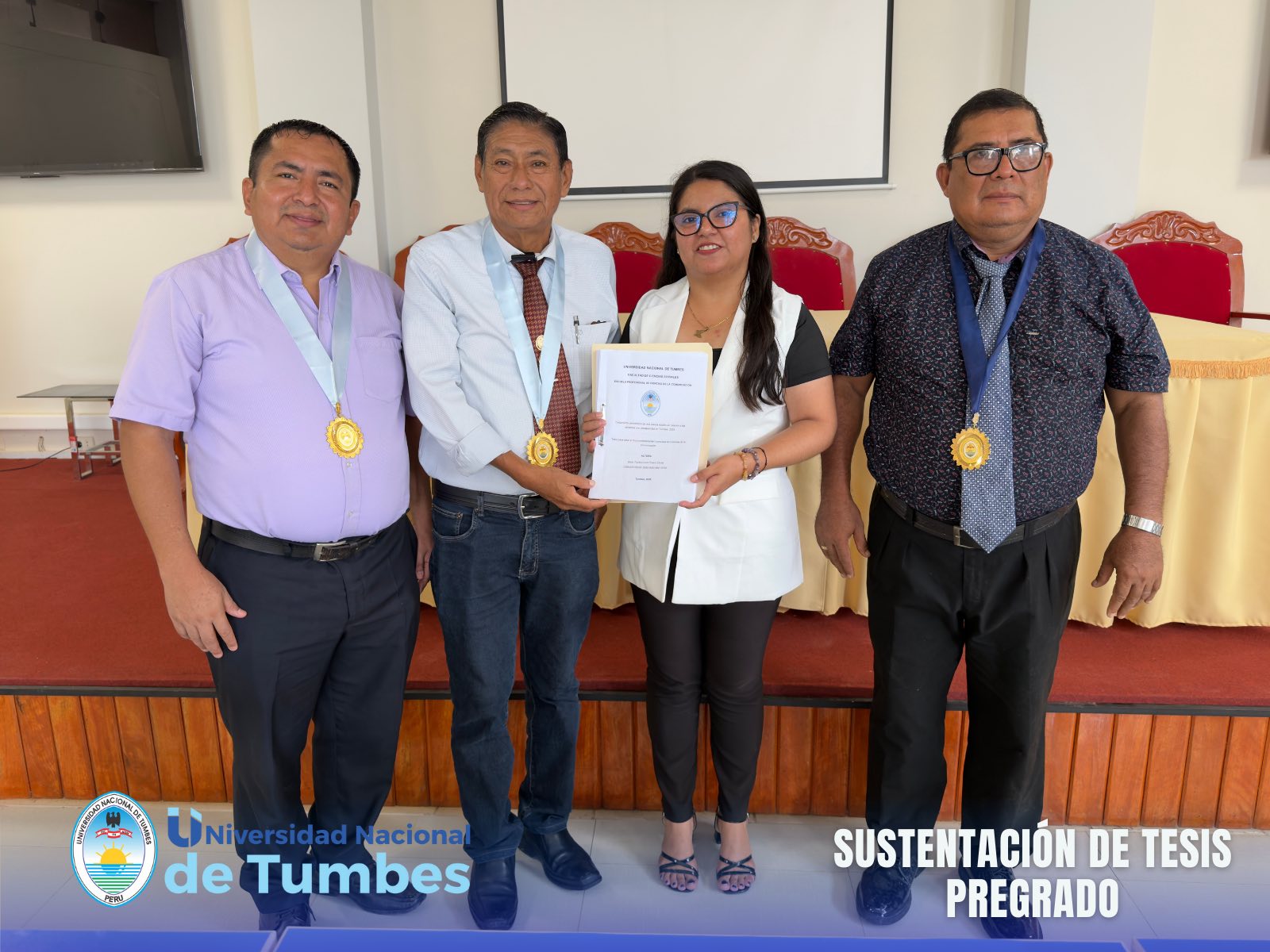 PRESENTAN TESIS SOBRE TRATAMIENTO PERIODÍSTICO 