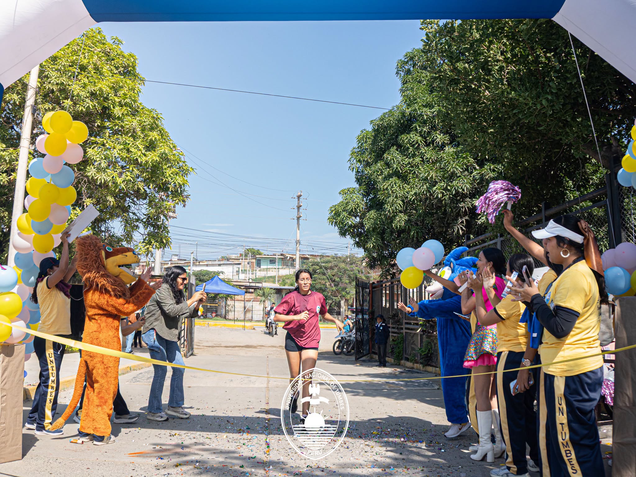 MARATÓN UNIVERSITARIA REUNIÓ A LA COMUNIDAD UNETINA EN LA CELEBRACIÓN POR LOS 42 AÑOS DE LA UNTUMBES 