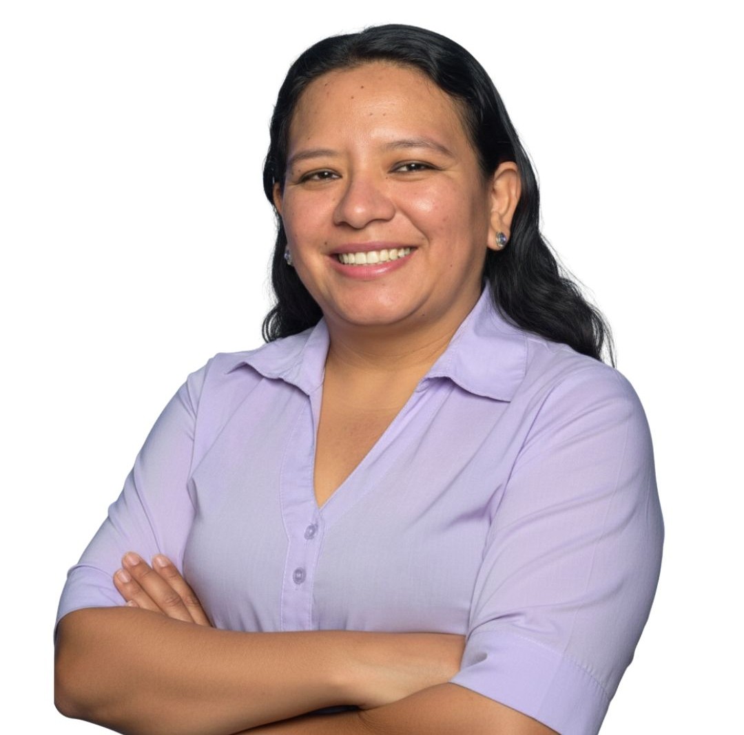 Mtra. Mayra Cinthya Velasquez Campos - Asociada